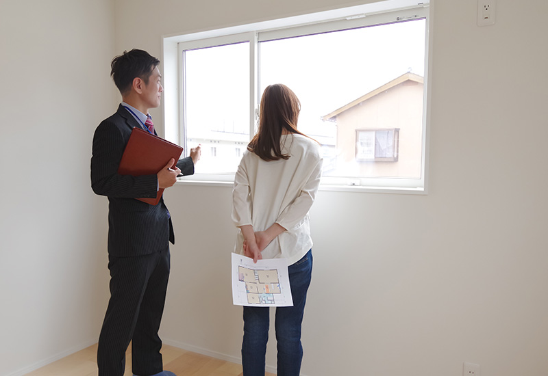 物件を見学する